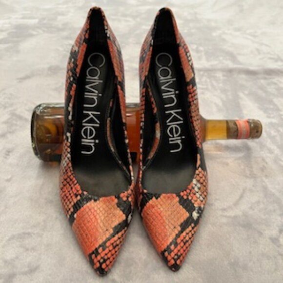 Calvin Klein Gayle Mamba Snake Heel 8.5 Medium - Picture 8 of 9